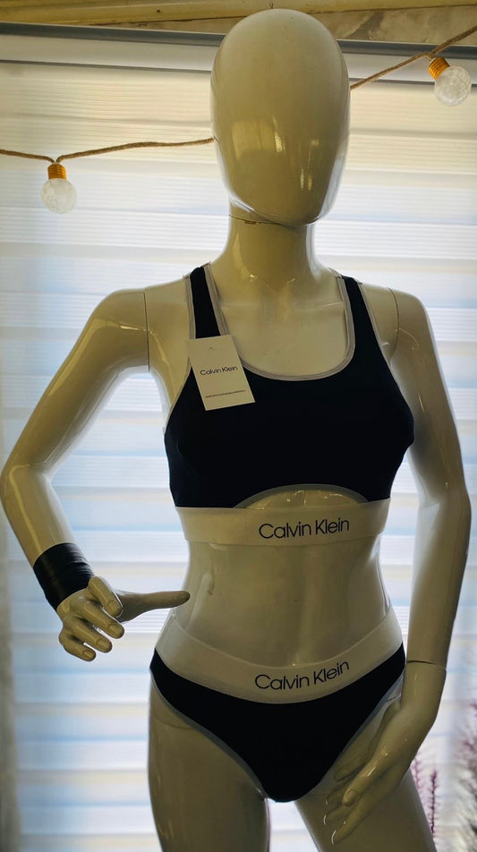 Docena de conjuntos CK