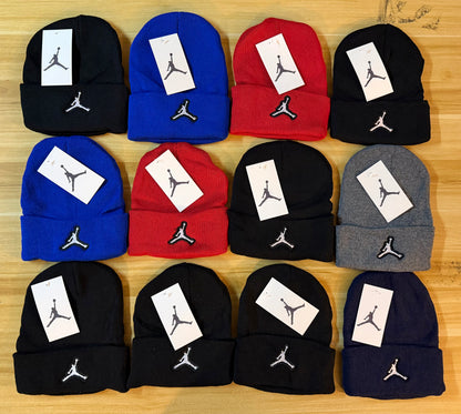 12 gorros JORDAN.